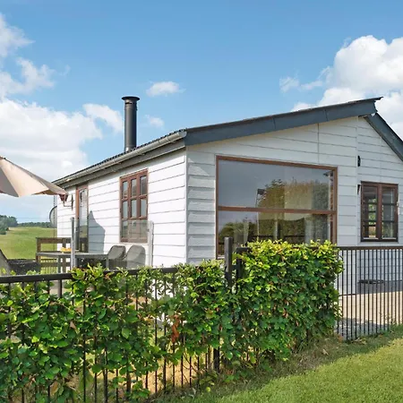 Cozy In With House Sea View Holiday home *
