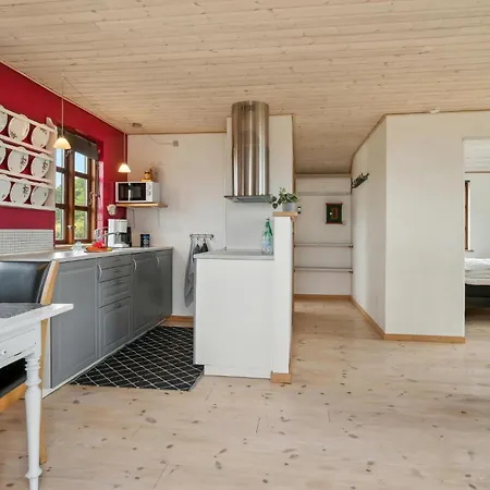 1 Bedroom Stunning In Ferienhaus *